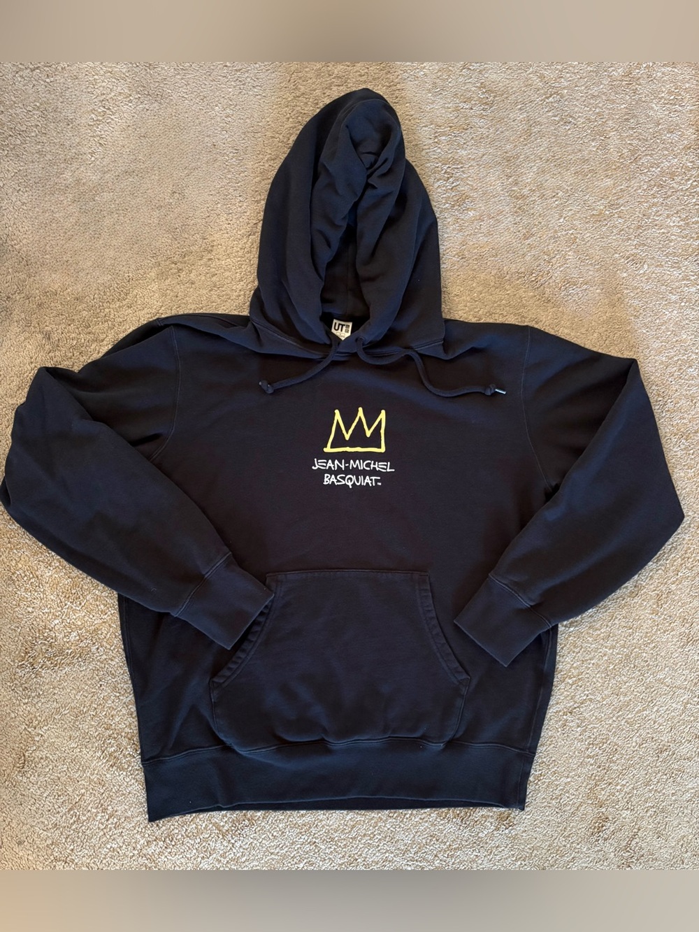 Uniqlo UT Hoodie Unisex Large Black Jean-Michel Basquiat Crown Graphic Pullover